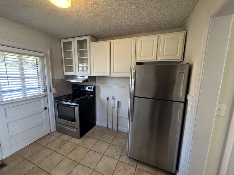 2300 Sharondale Dr, Nashville, TN 37215