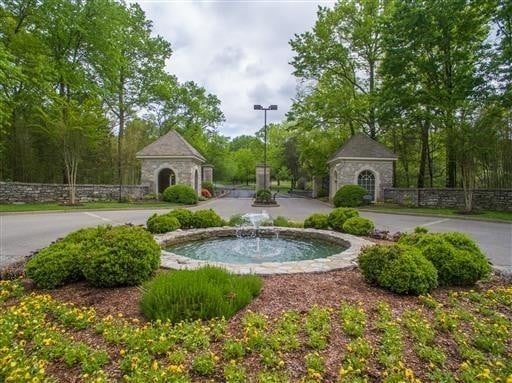 20 Annandale, Nashville, TN 37215