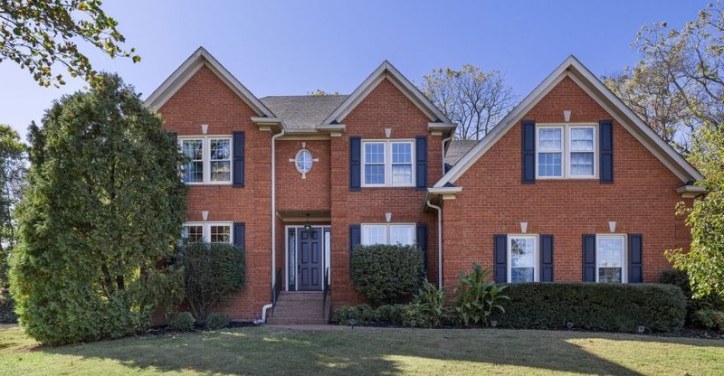 217 Barrington Ct W, Franklin, TN 37067