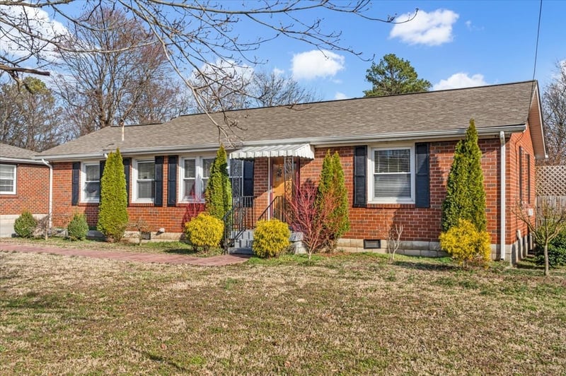 4208 Glynda Dr, Nashville, TN 37216