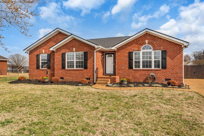 115 Irish Oaks Dr, Portland, TN 37148