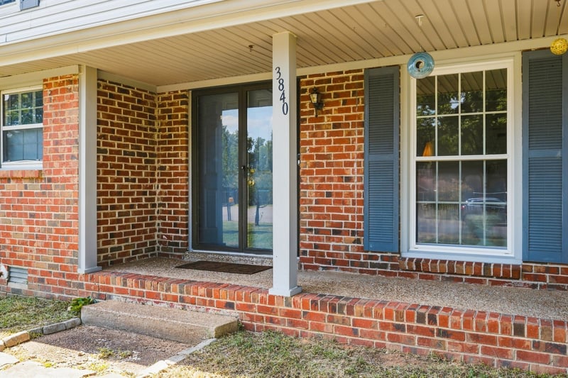 3840 Lake Aire Dr, Nashville, TN 37217