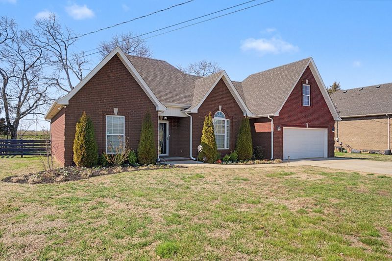 7909 Corey Dr, Smyrna, TN 37167