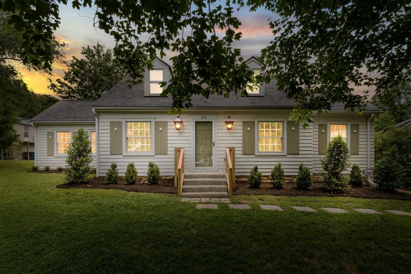 215 Lewisburg Ave, Franklin, TN 37064