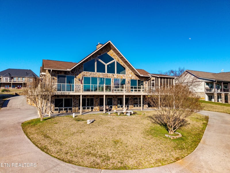 124 Indian Shadows Dr, Maryville, TN 37801