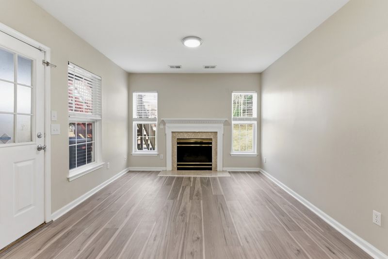 658 Huffine Manor Cir, Franklin, TN 37067