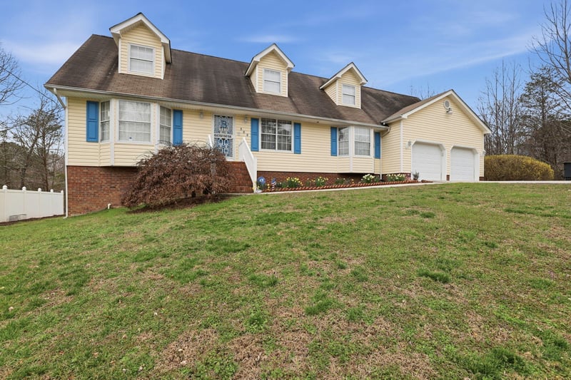 325 Battlefield Dr, Ringgold, GA 30736