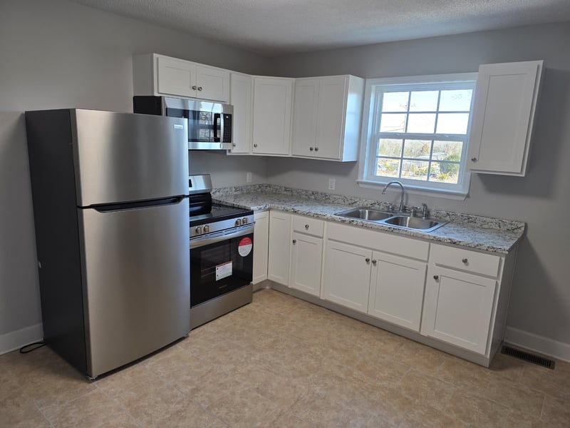 265 S Cedar Ln, Fort Oglethorpe, GA 30742