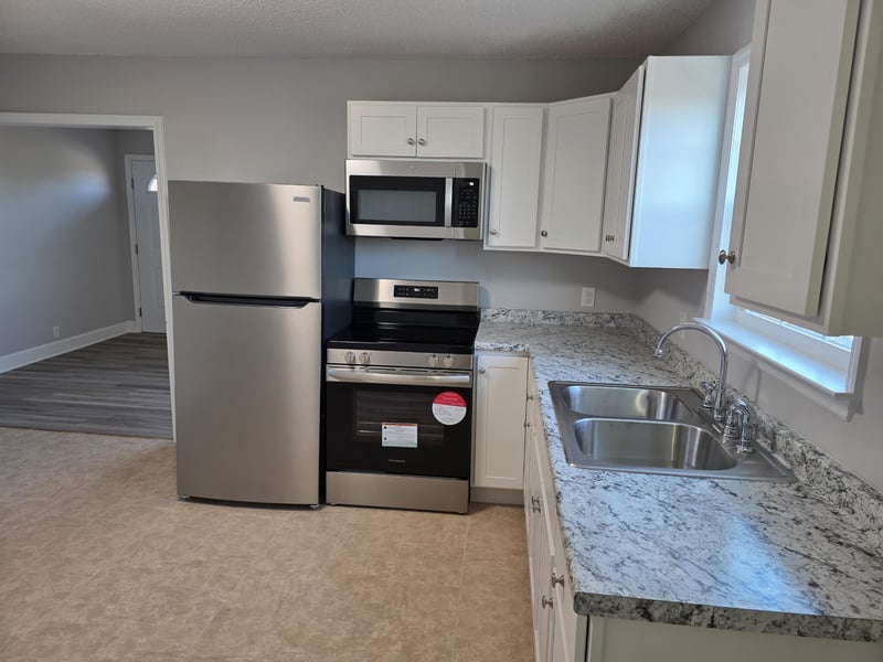 265 S Cedar Ln, Fort Oglethorpe, GA 30742