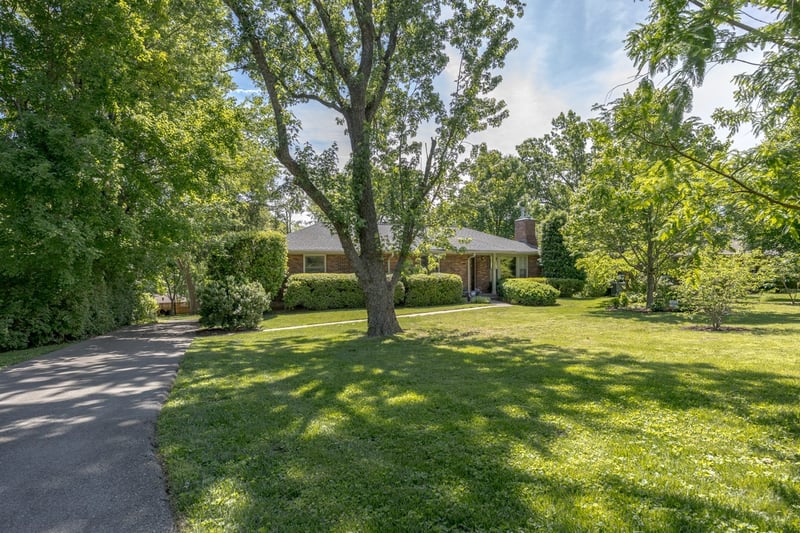 5130 Overton Rd, Nashville, TN 37220