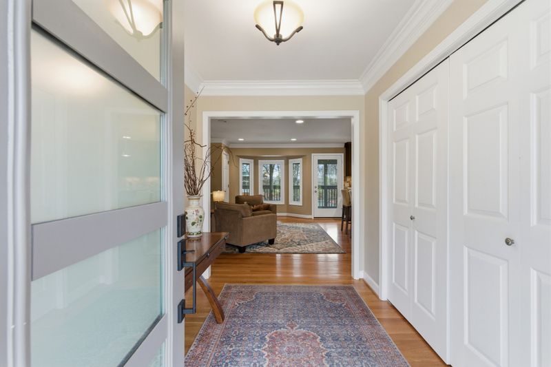 123 Valley Brook Dr, Hendersonville, TN 37075