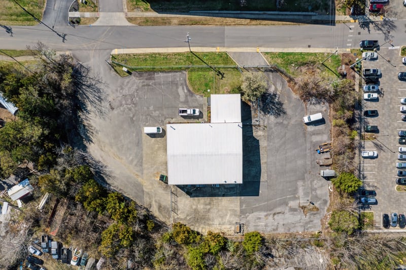 225 Fiberglass Dr, Mount Juliet, TN 37122