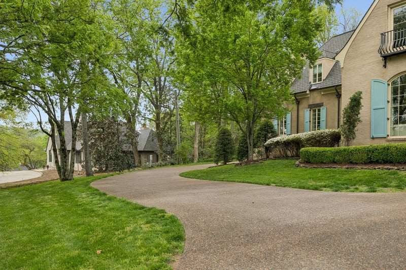 2127 Chickering, Nashville, TN 37215
