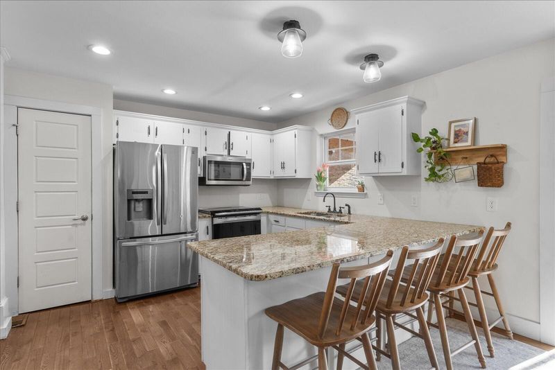 190 Larry Dr, Ringgold, GA 30736