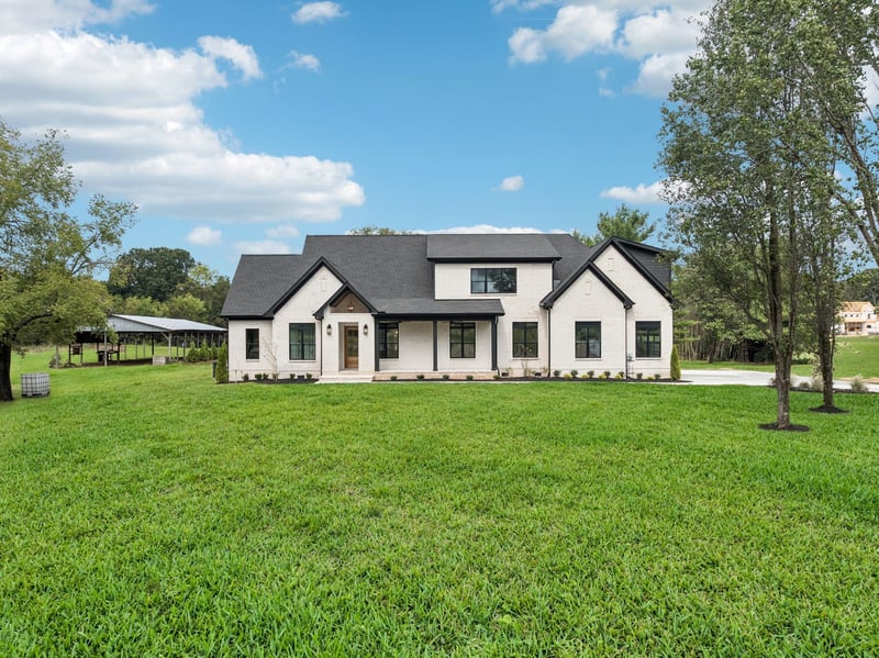 8297 Twelve Corners Rd, Lascassas, TN 37085