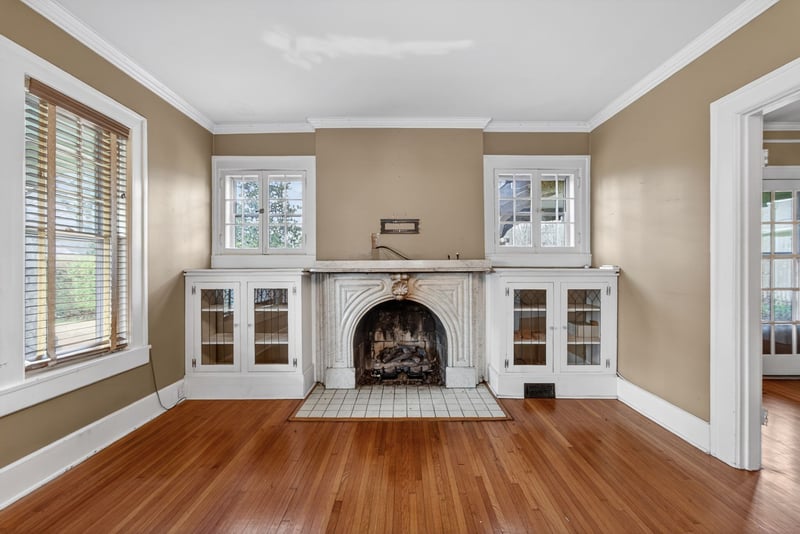 813 Barrow Ct, Columbia, TN 38401