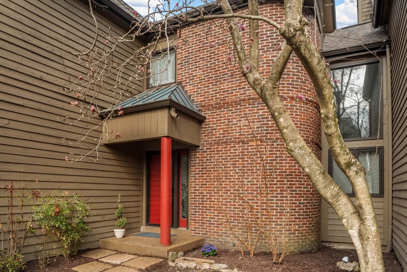 708 Harpeth Trace Dr, Nashville, TN 37221