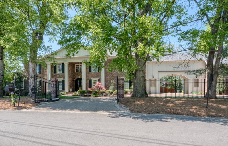 107 Sturbridge Dr, Franklin, TN 37064