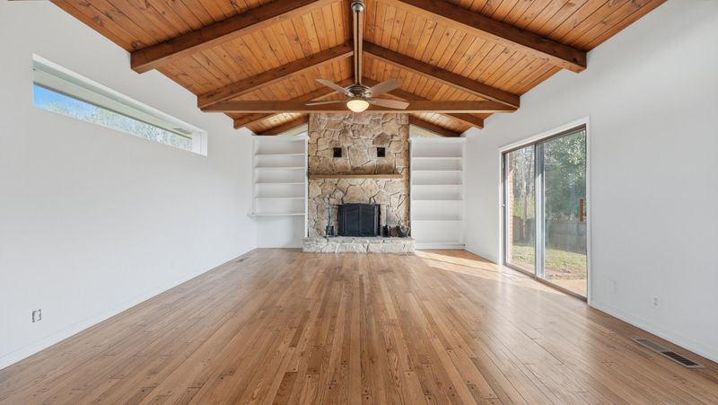 103 Waverly Dr, Rossville, GA 30741