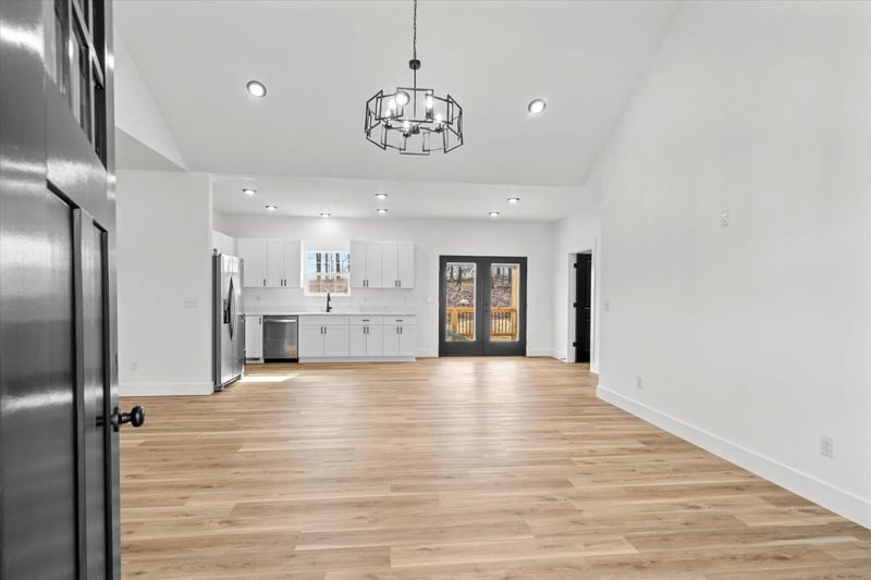 82 Cow Trl, Tunnel Hill, GA 30755