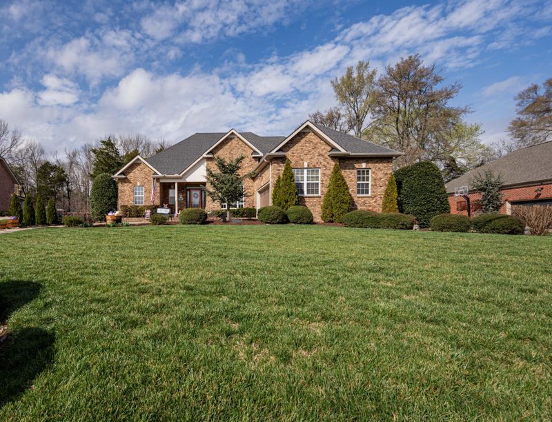 5010 Stonewood Dr, Smyrna, TN 37167