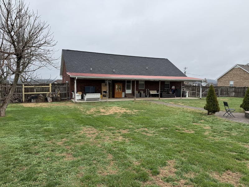 1002 Spire Way Dr, Castalian Springs, TN 37031