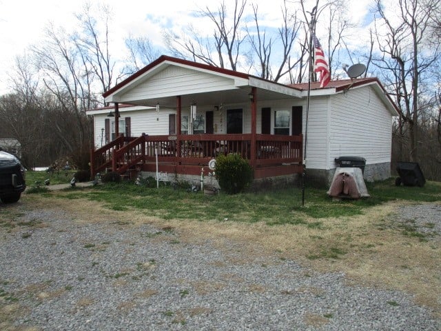 721 Hog Back Ridge Rd, Bethpage, TN 37022