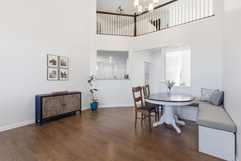 7277 Charlotte Pike #303, Nashville, TN 37209