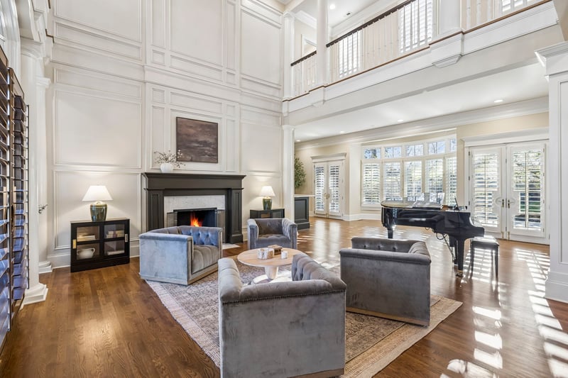 384 Lake Valley Dr, Franklin, TN 37069