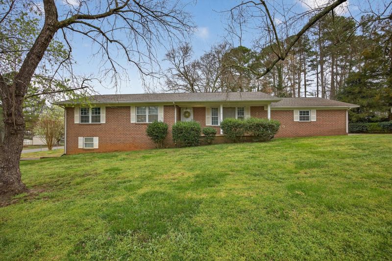 316 Chevelle Dr, Chatsworth, GA 30705