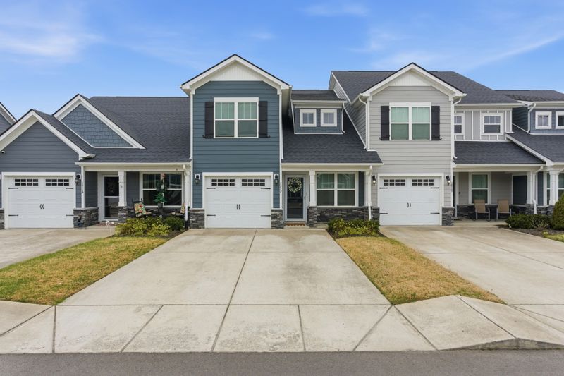 1717 Calypso Dr, Murfreesboro, TN 37128