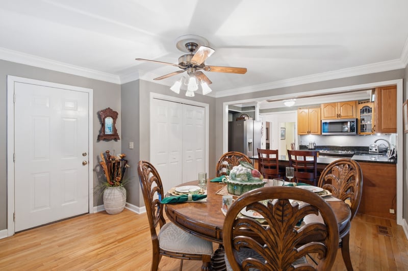 1053 Hillview Dr, Hendersonville, TN 37075