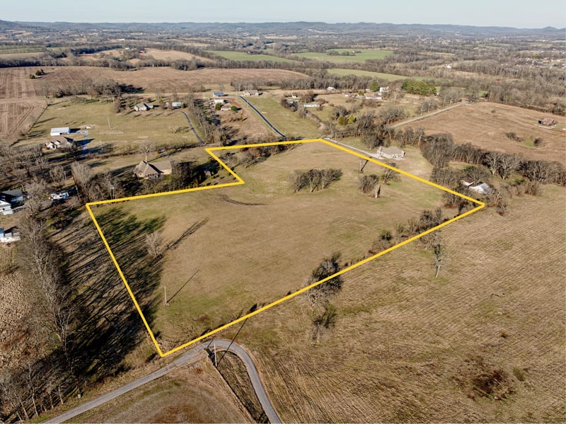 508 Branham Mill Rd, Gallatin, TN 37066