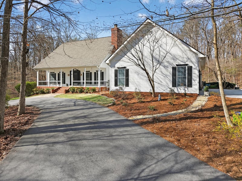 1400 Dogwood Valley Rd, Tunnel Hill, GA 30755