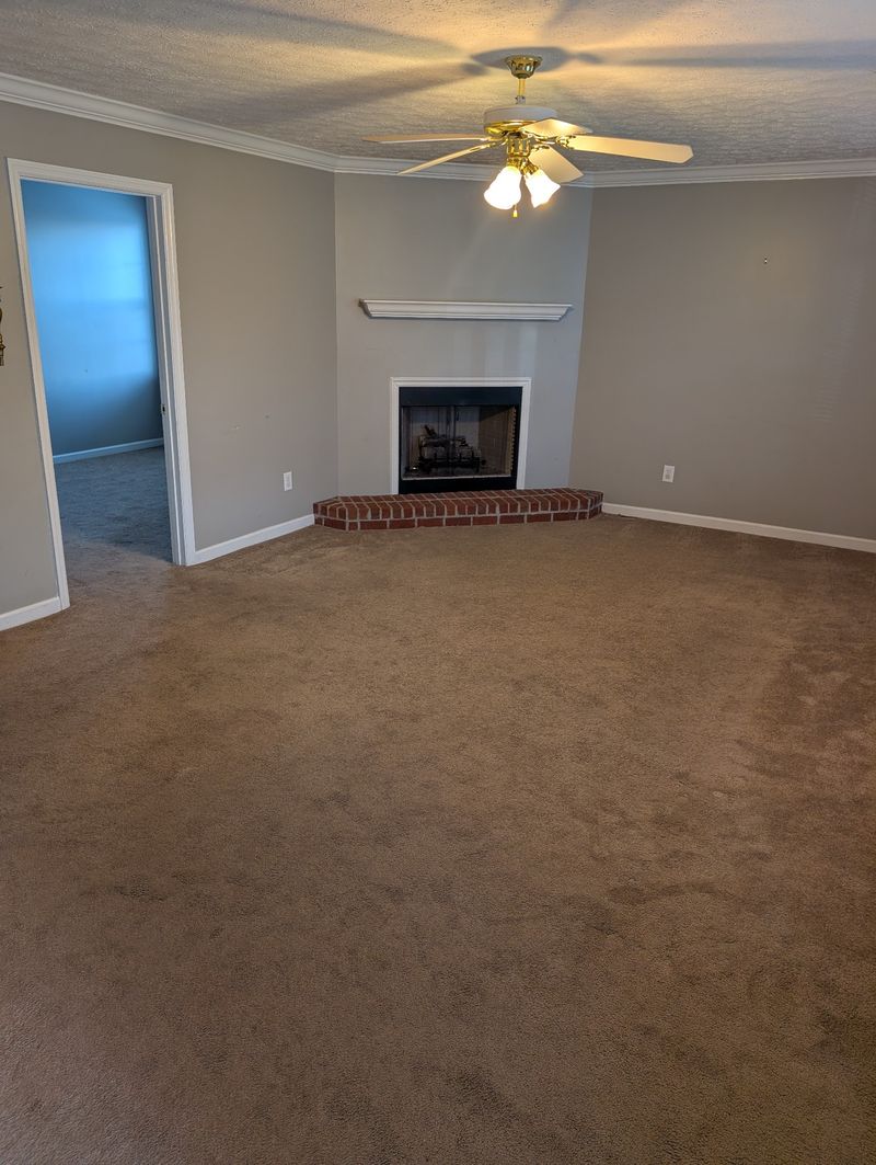 104 E Ridge Ct, Hendersonville, TN 37075
