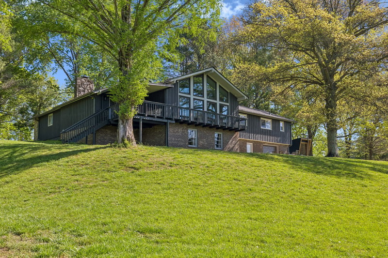 737 Maynard Ln, Columbia, TN 38401