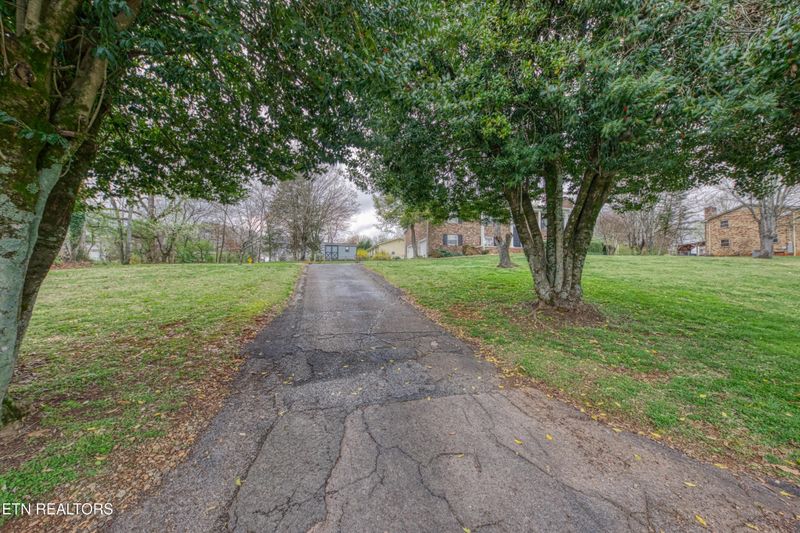 901 Kevin Rd, Knoxville, TN 37923