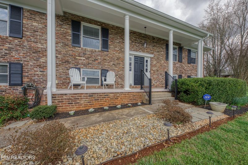 901 Kevin Rd, Knoxville, TN 37923