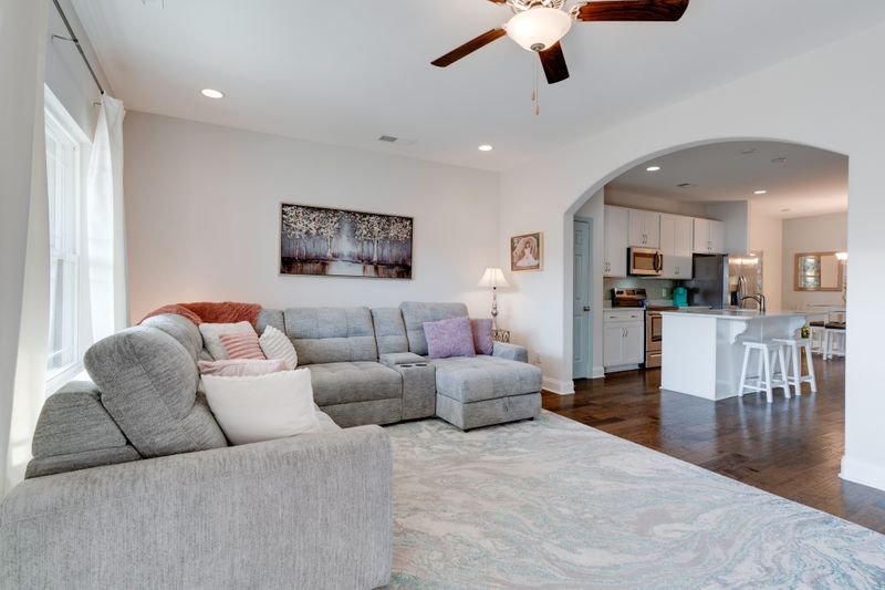 420 Longstone Rd, Gallatin, TN 37066