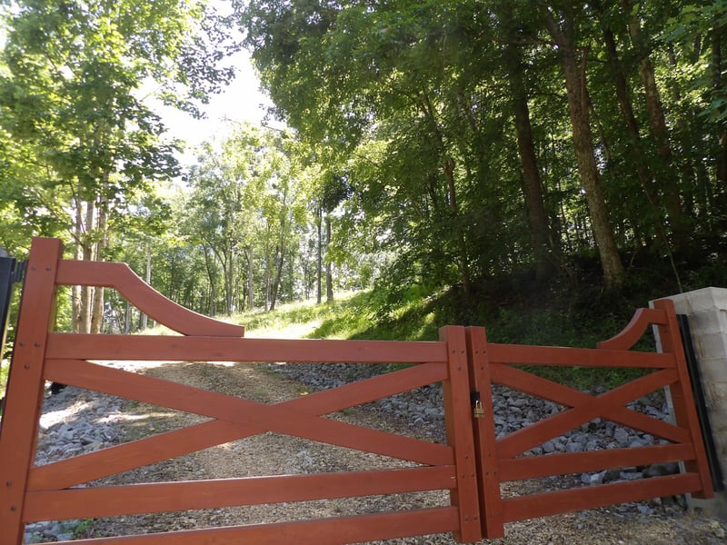 150 W John Davis Rd, Westmoreland, TN 37186