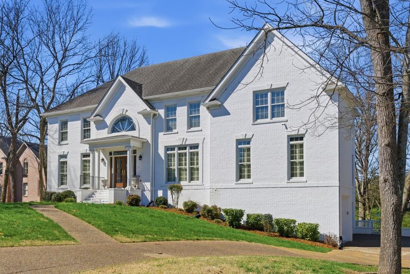 676 Old Orchard Rd, Brentwood, TN 37027