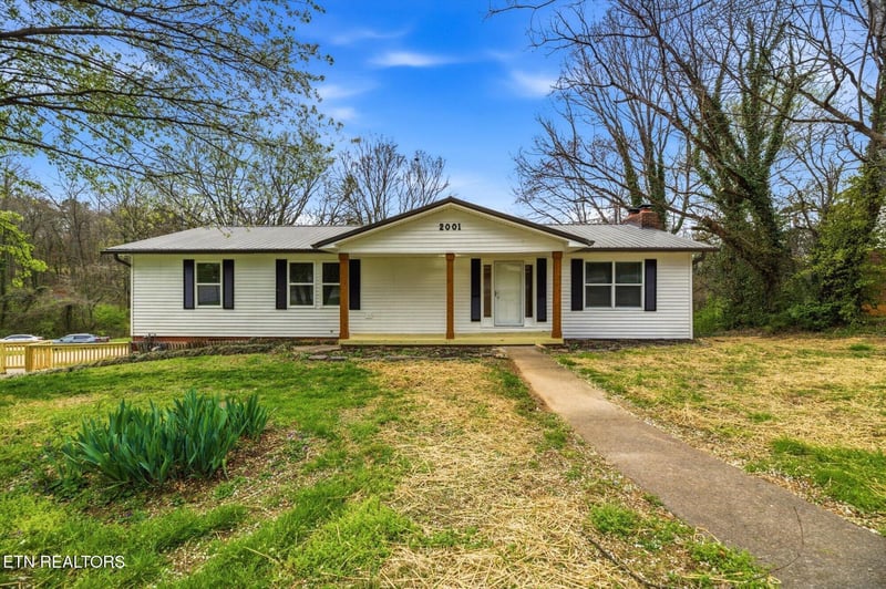 2001 Wayne Cir, Maryville, TN 37804