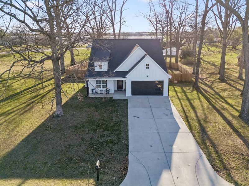 102 Oak Hill Dr, Portland, TN 37148
