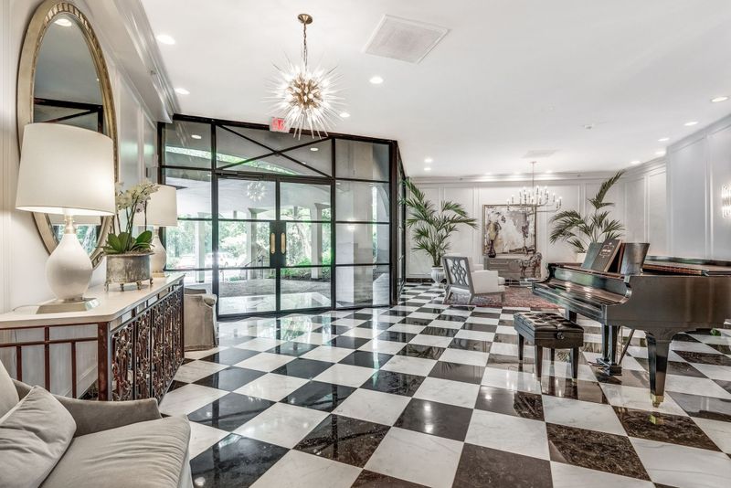 4215 Harding Pike #303, Nashville, TN 37205