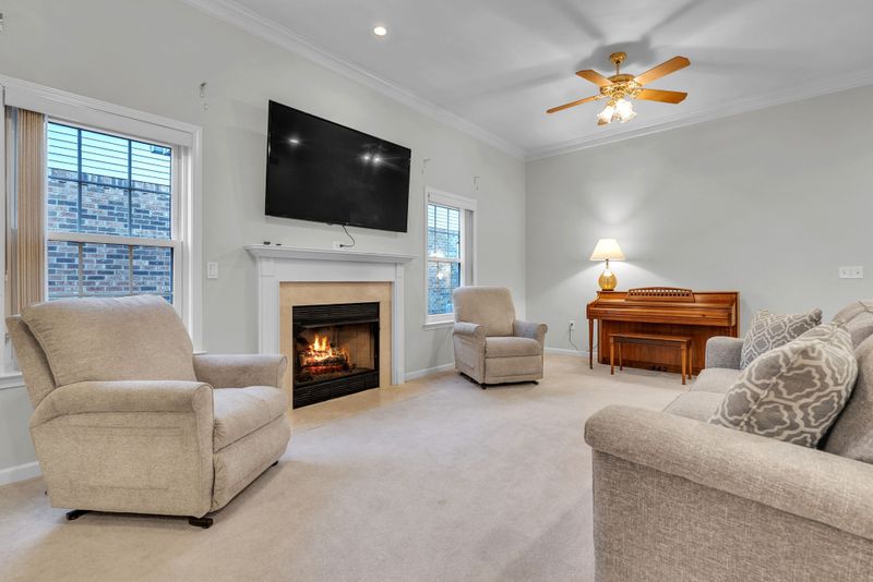 646 Forest Glen Cir, Murfreesboro, TN 37128