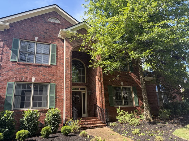 106 Hidden Pt, Hendersonville, TN 37075