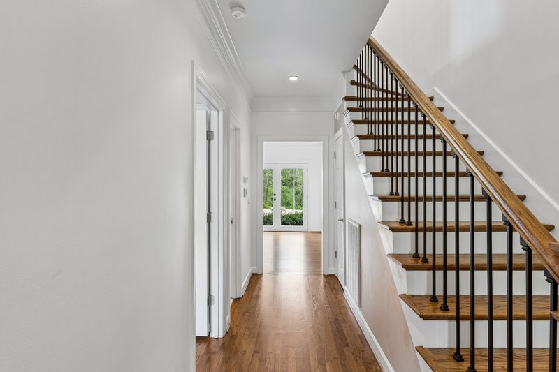 1468 Tyne Blvd, Nashville, TN 37215