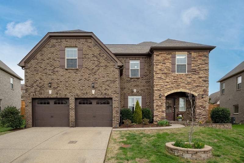 1120 Marys Pl, Lebanon, TN 37090