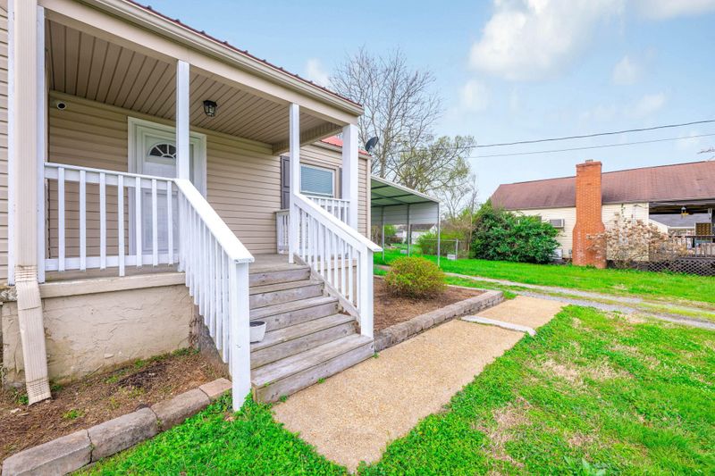 312 Forrest Rd, Fort Oglethorpe, GA 30742