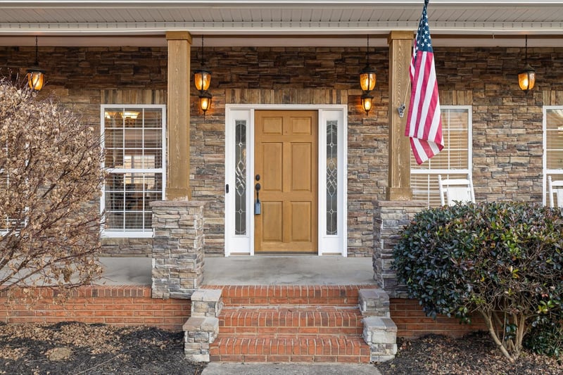 140 Thorncrest Dr, Ringgold, GA 30736